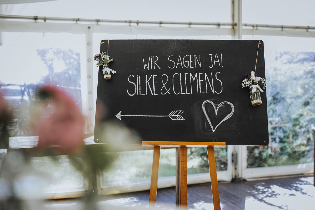 Silke + Clemens | Freie Trauung auf Gut Hohenholz - Fotografin Guelten Hamidanoglu Koeln Hochzeiten Hochzeitsfotos  4 1