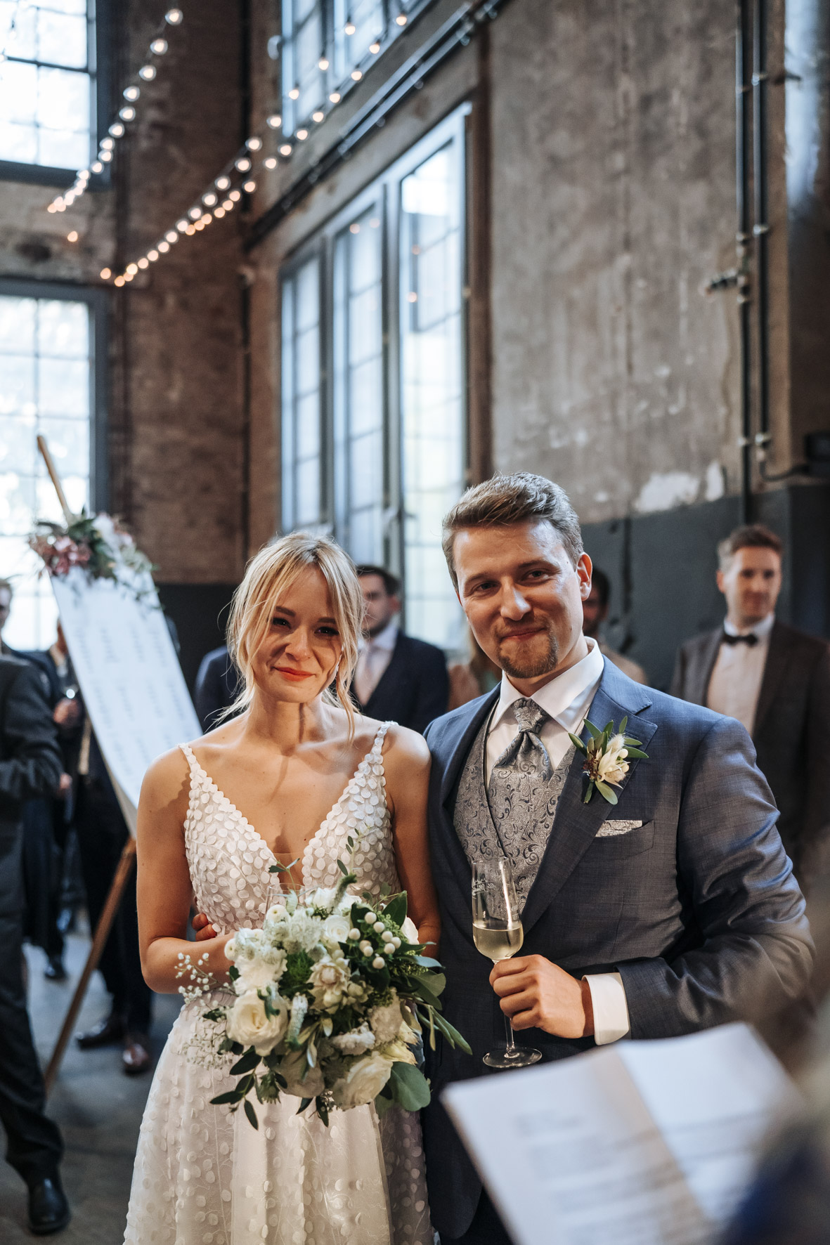 Wir heiraten in der alten Maschinenhalle | Linda + Chris - Fotografin Guelten LC 401