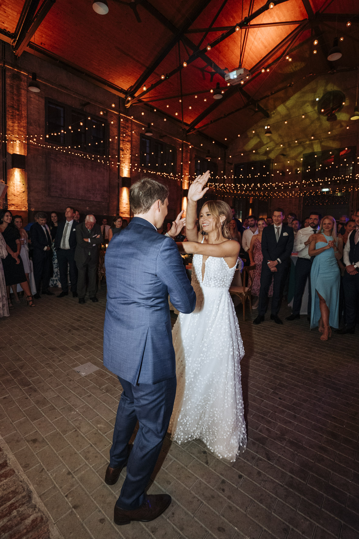 Wir heiraten in der alten Maschinenhalle | Linda + Chris - Fotografin Guelten LC 658